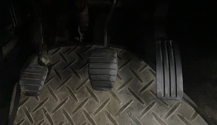2015 Renault Duster RXL PETROL, Petrol, Manual, 54,271 km, Pedals