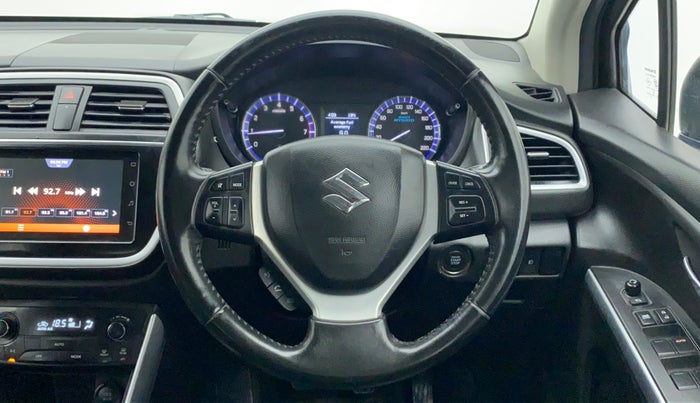 2020 Maruti S Cross ALPHA 1.5 SMART HYBRID, Petrol, Manual, 39,682 km, Steering Wheel Close Up