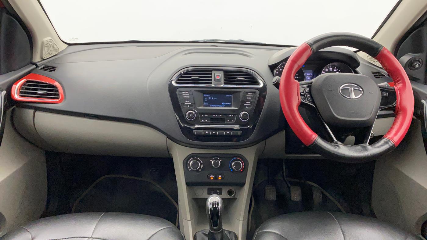 2018 Tata Tiago XZ PETROL, Petrol, Manual, 38,272 km, Dashboard