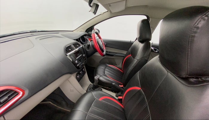2018 Tata Tiago XZ PETROL, Petrol, Manual, 38,272 km, Right Side Front Door Cabin