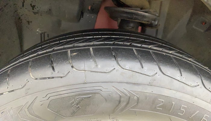 2021 Jeep Compass SPORT 1.4 PETROL, Petrol, Manual, 81,469 km, Left Front Tyre Tread