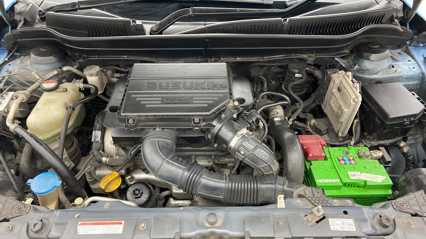 2017 Maruti Vitara Brezza ZDI PLUS DUAL TONE, Diesel, Manual, 98,251 km, Open Bonet