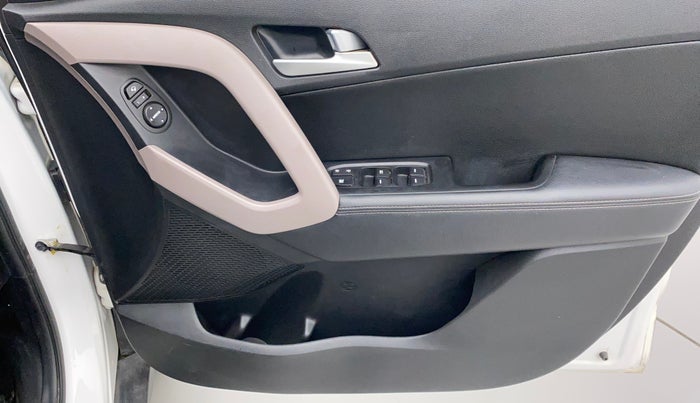 2020 Hyundai Creta SX (O) EXECUTIVE 1.6 PETROL, Petrol, Manual, 22,417 km, Driver Side Door Panels Control