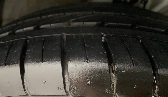 2020 Hyundai Creta SX (O) EXECUTIVE 1.6 PETROL, Petrol, Manual, 22,417 km, Right Front Tyre Tread