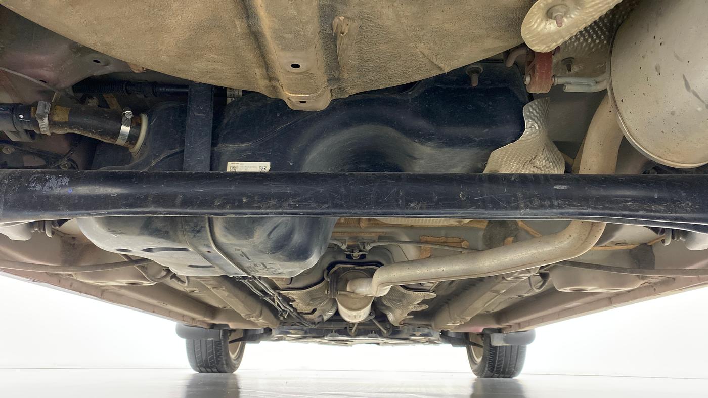 2019 Mahindra XUV300 W8 1.5 DIESEL AMT, Diesel, Automatic, 35,171 km, Rear Underbody