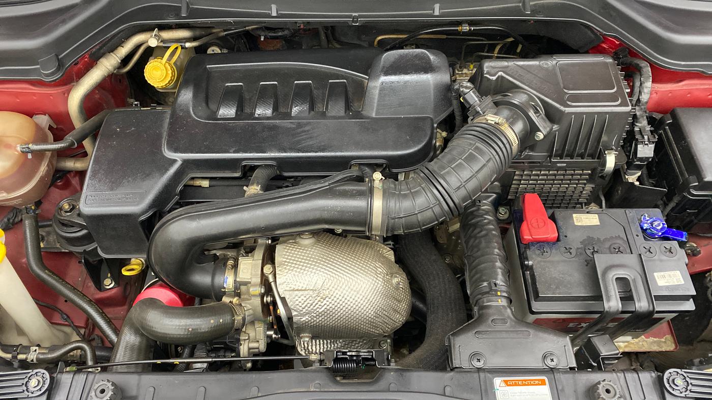 2019 Mahindra XUV300 W8 1.5 DIESEL AMT, Diesel, Automatic, 35,171 km, Open Bonet