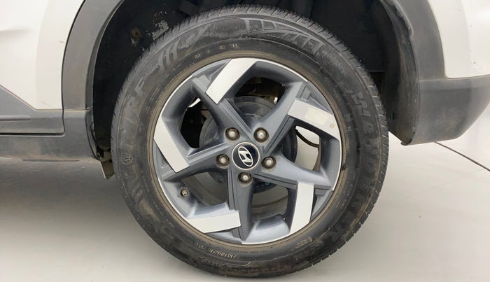2021 Hyundai VENUE SX 1.0 TURBO, Petrol, Manual, 34,705 km, Left Rear Wheel