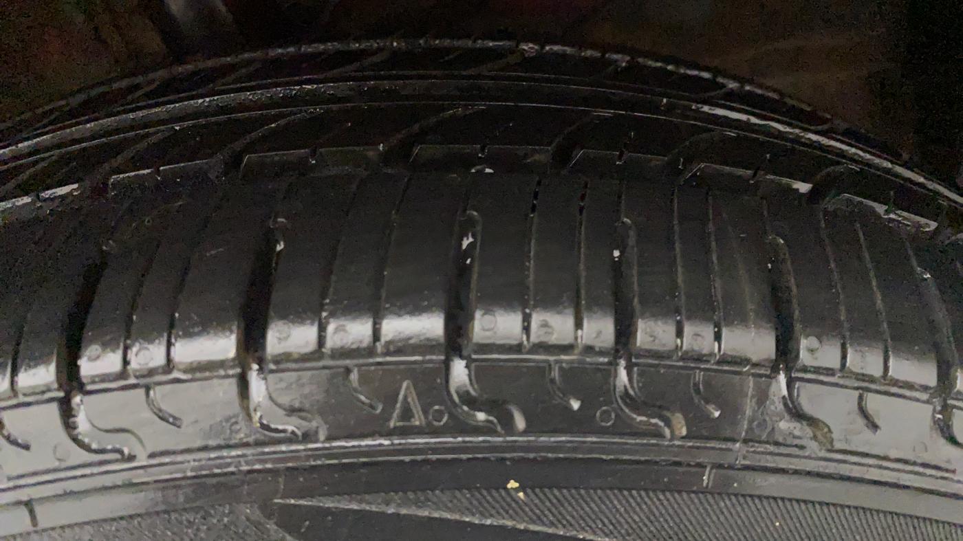 2014 Honda Brio VX AT, Petrol, Automatic, 56,489 km, Left Front Tyre Tread