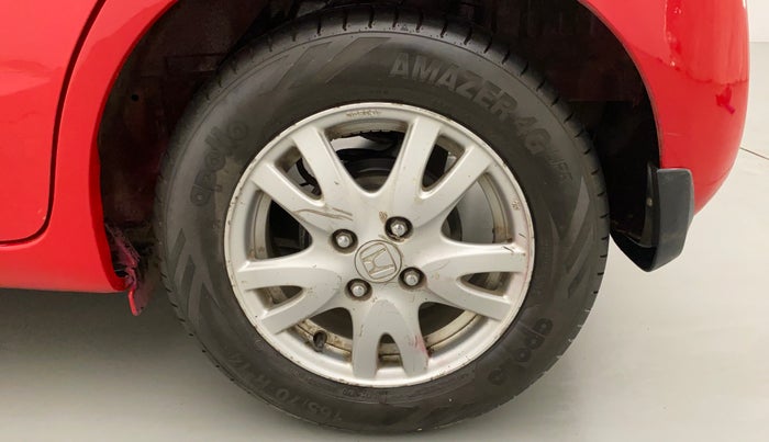 2014 Honda Brio VX AT, Petrol, Automatic, 56,489 km, Left Rear Wheel
