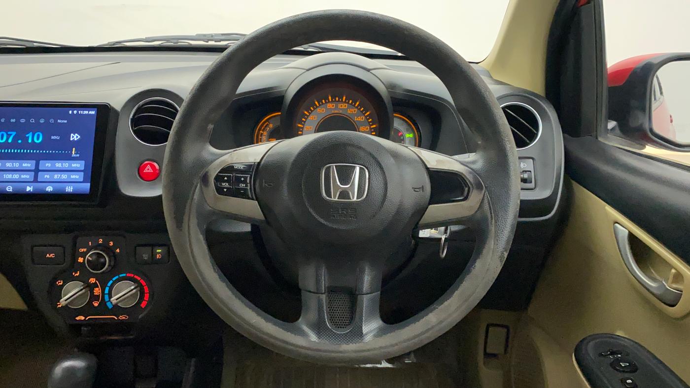 2014 Honda Brio VX AT, Petrol, Automatic, 56,489 km, Steering Wheel Close Up