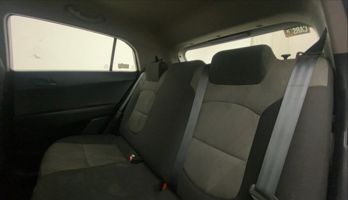 2018 Hyundai Creta E PLUS 1.6 PETROL, Petrol, Manual, 50,937 km, Right Side Rear Door Cabin