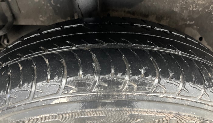 2017 Maruti Celerio ZXI, Petrol, Manual, 51,865 km, Right Rear Tyre Tread