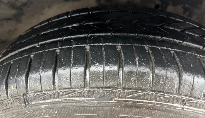 2017 Maruti Celerio ZXI, Petrol, Manual, 51,865 km, Right Front Tyre Tread