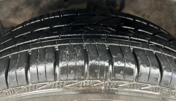 2017 Maruti Celerio ZXI, Petrol, Manual, 51,865 km, Left Front Tyre Tread