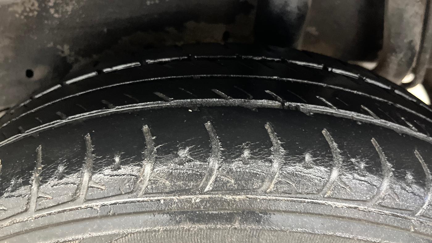 2017 Maruti Celerio ZXI, Petrol, Manual, 51,865 km, Left Rear Tyre Tread