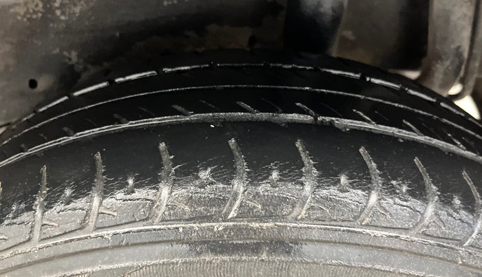 2017 Maruti Celerio ZXI, Petrol, Manual, 51,865 km, Left Rear Tyre Tread