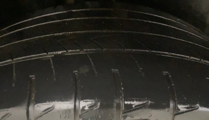 2019 MG HECTOR SHARP 1.5 DCT PETROL, Petrol, Automatic, 74,850 km, Right Rear Tyre Tread