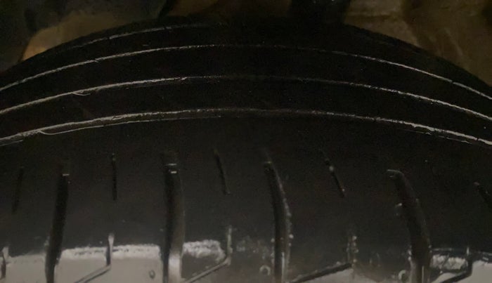 2019 MG HECTOR SHARP 1.5 DCT PETROL, Petrol, Automatic, 74,850 km, Left Front Tyre Tread