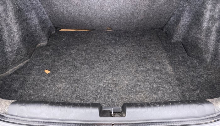 2016 Honda Amaze 1.2 VXMT I VTEC, Petrol, Manual, 32,542 km, Boot Inside