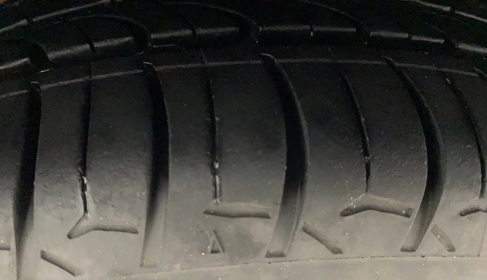 2017 Tata TIGOR XZ PETROL, Petrol, Manual, 45,808 km, Right Rear Tyre Tread