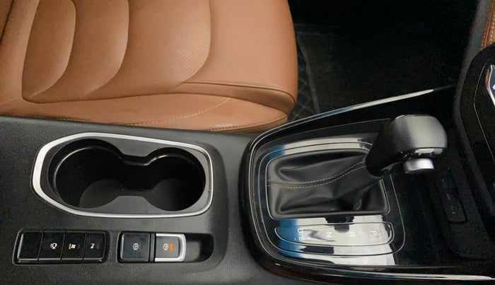 2020 MG HECTOR PLUS SHARP 1.5 PETROL TURBO DCT 6-STR, Petrol, Automatic, 66,451 km, Gear Lever