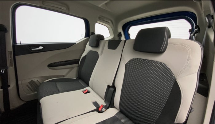 2019 Renault TRIBER 1.0 RXZ, Petrol, Manual, 9,980 km, Right Side Rear Door Cabin