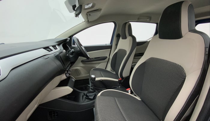2019 Renault TRIBER 1.0 RXZ, Petrol, Manual, 9,980 km, Right Side Front Door Cabin
