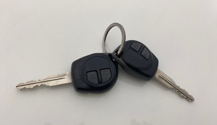 2015 Maruti Wagon R 1.0 VXI, Petrol, Manual, 35,923 km, Key Close Up