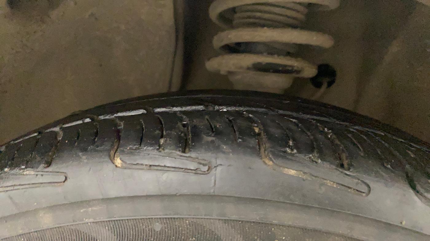 2017 Maruti IGNIS ALPHA 1.3 AMT, Diesel, Automatic, 89,138 km, Left Front Tyre Tread
