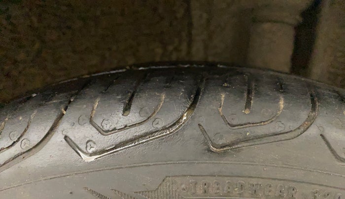 2017 Maruti IGNIS ALPHA 1.3 AMT, Diesel, Automatic, 88,910 km, Left Rear Tyre Tread