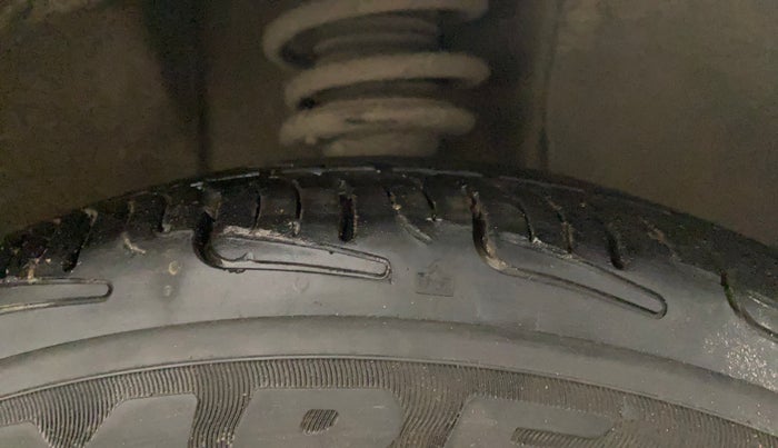 2017 Maruti IGNIS ALPHA 1.3 AMT, Diesel, Automatic, 88,910 km, Right Front Tyre Tread