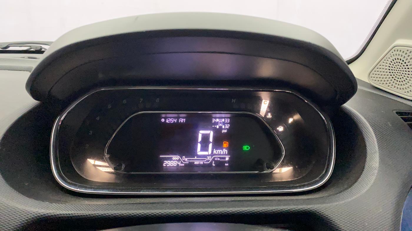 2023 Tata Tiago XZ PLUS PETROL, Petrol, Manual, 29,902 km, Odometer Image