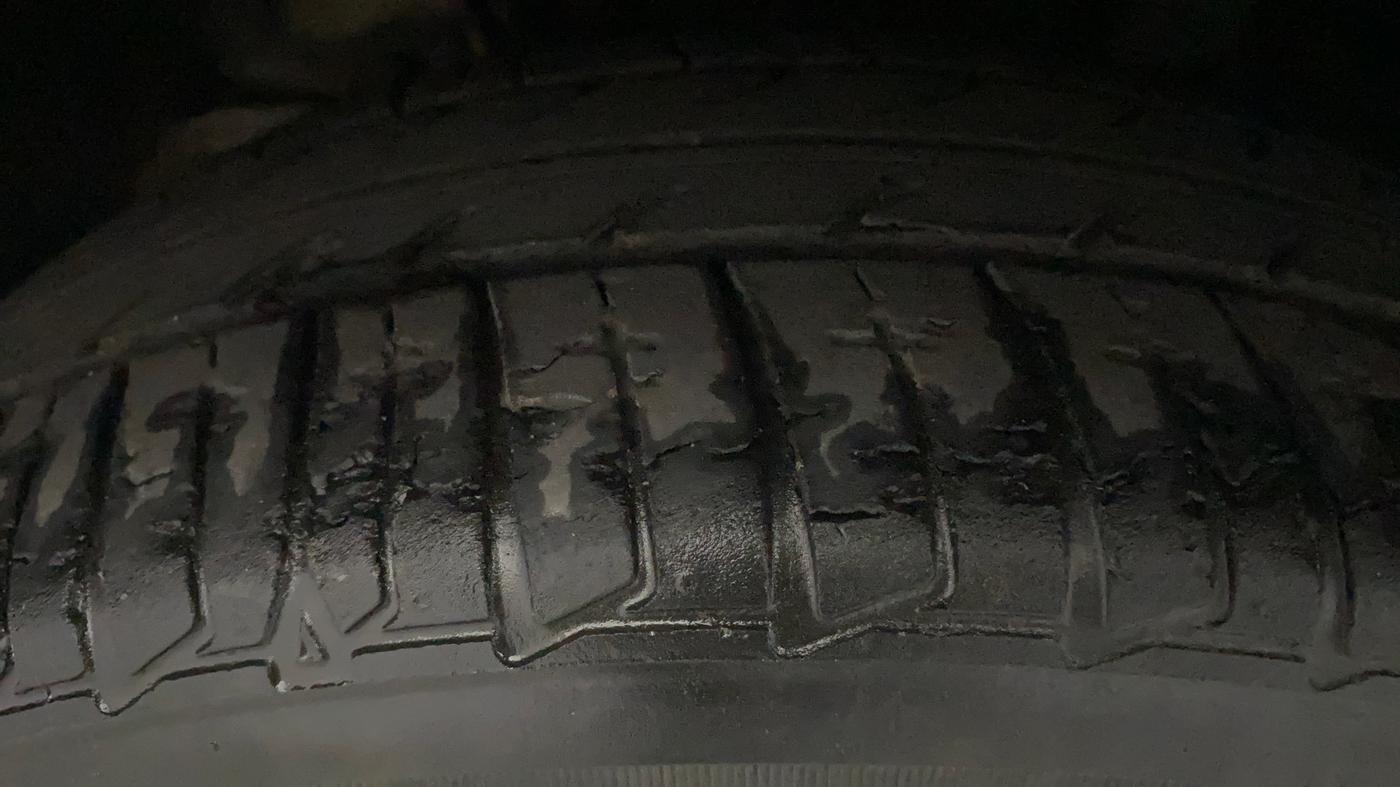 2023 Tata Tiago XZ PLUS PETROL, Petrol, Manual, 29,902 km, Left Front Tyre Tread