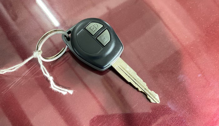 2016 Maruti Swift Dzire VXI, Petrol, Manual, 72,621 km, Key Close Up