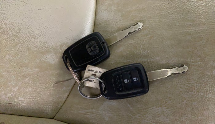 2014 Honda City 1.5L I-VTEC V MT, Petrol, Manual, 71,402 km, Key Close Up