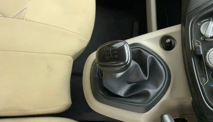 2018 Datsun Go T, Petrol, Manual, 65,622 km, Gear Lever
