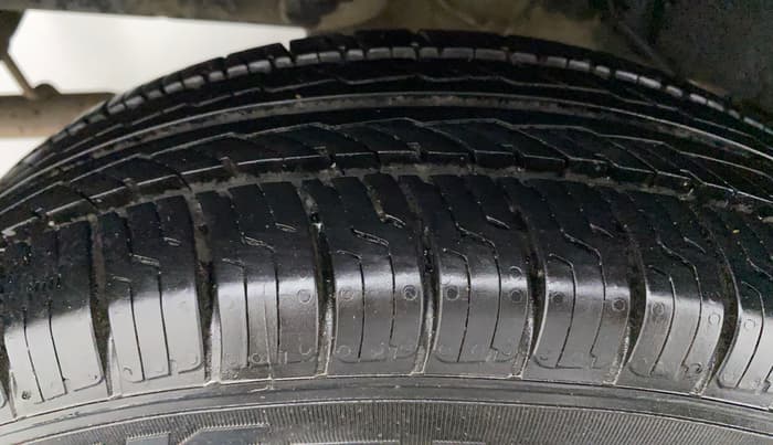 2018 Datsun Go T, Petrol, Manual, 65,622 km, Right Rear Tyre Tread
