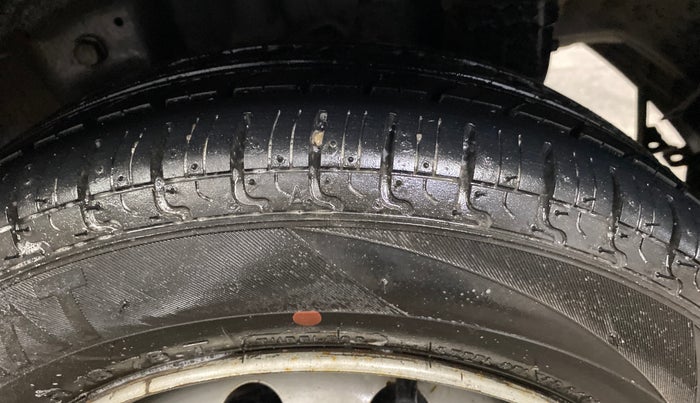 2018 Hyundai Eon ERA +, Petrol, Manual, 59,181 km, Left Rear Tyre Tread