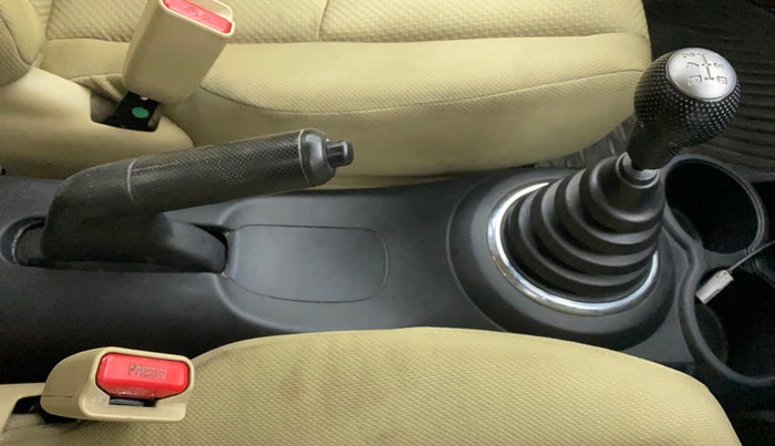2013 Honda Brio S MT, Petrol, Manual, 65,665 km, Gear Lever