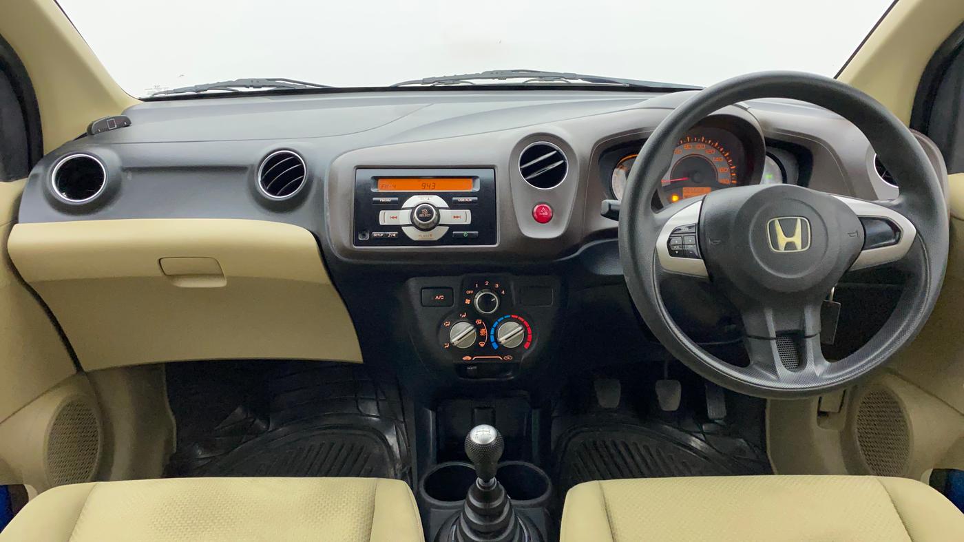 2013 Honda Brio S MT, Petrol, Manual, 65,665 km, Dashboard