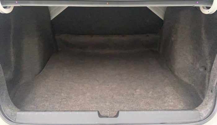 2015 Honda City 1.5L I-VTEC VX, Petrol, Manual, 61,611 km, Boot Inside