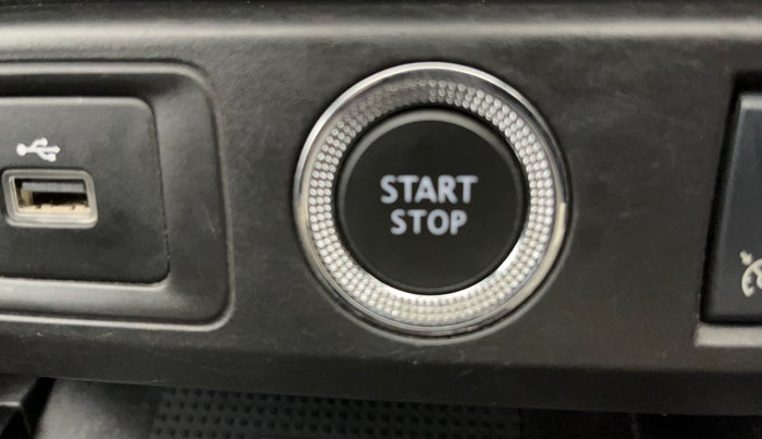 2022 Renault Kiger RXZ TURBO CVT DUAL TONE, Petrol, Automatic, 47,383 km, Keyless Start/ Stop Button