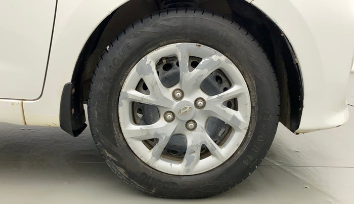 2017 Hyundai Grand i10 SPORTZ 1.2 KAPPA VTVT, CNG, Manual, 96,561 km, Right Front Wheel