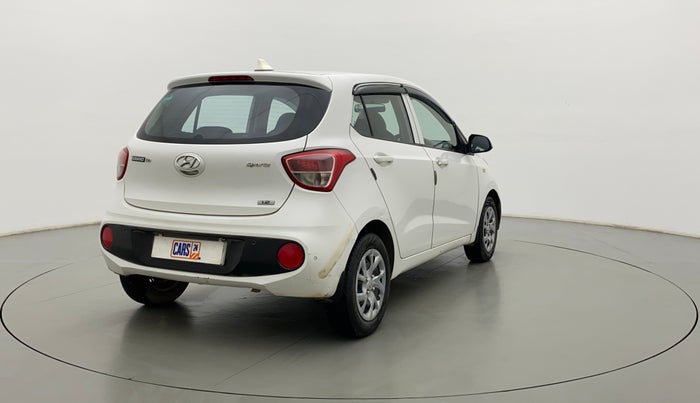 2017 Hyundai Grand i10 SPORTZ 1.2 KAPPA VTVT, CNG, Manual, 96,561 km, Right Back Diagonal