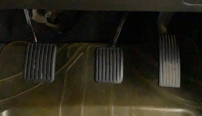 2017 Hyundai Grand i10 SPORTZ 1.2 KAPPA VTVT, CNG, Manual, 96,561 km, Pedals