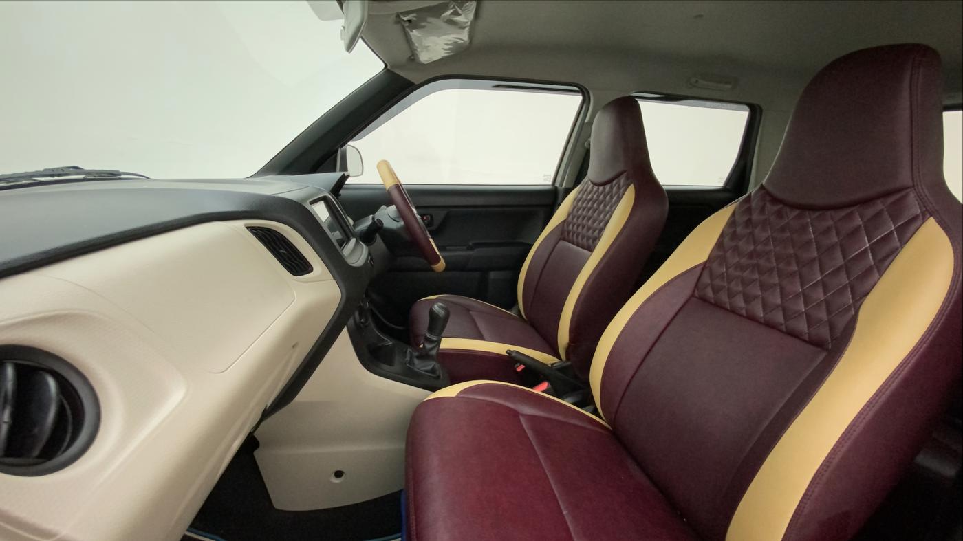 2021 Maruti New Wagon-R LXI 1.0, Petrol, Manual, 42,481 km, Right Side Front Door Cabin