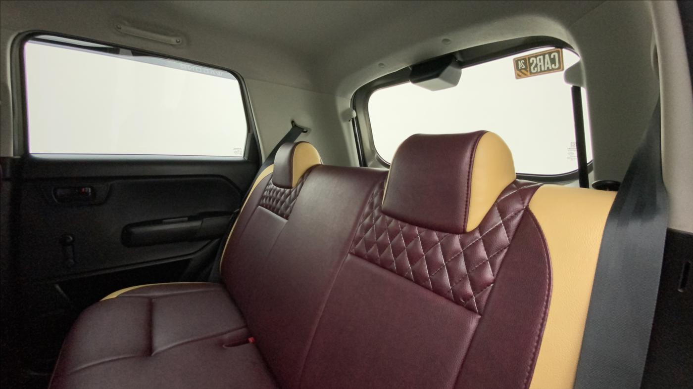 2021 Maruti New Wagon-R LXI 1.0, Petrol, Manual, 42,481 km, Right Side Rear Door Cabin