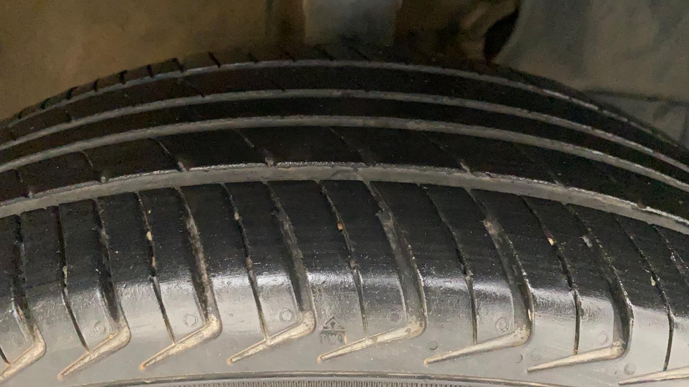 2021 Maruti New Wagon-R LXI 1.0, Petrol, Manual, 42,481 km, Right Front Tyre Tread