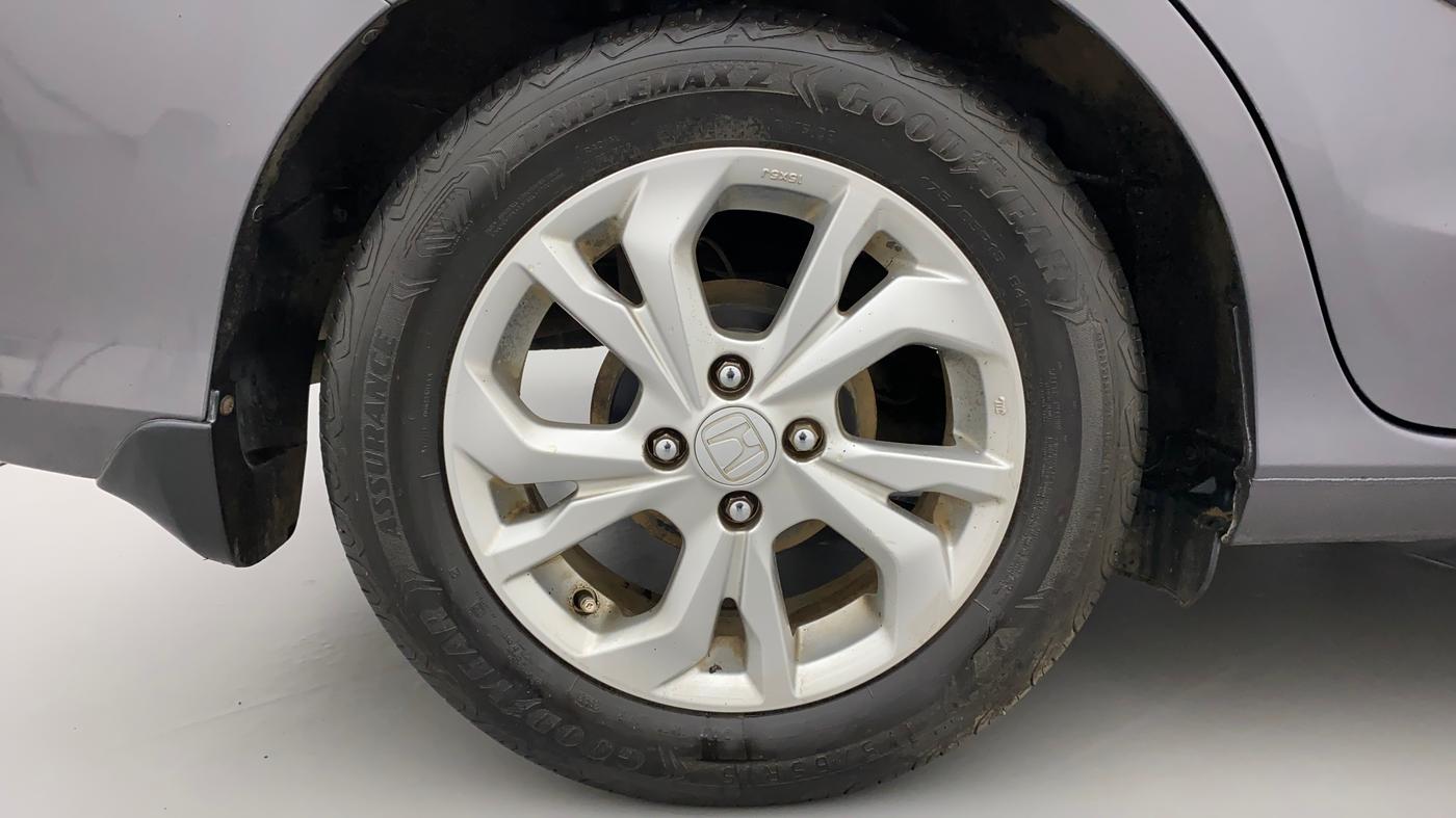 2018 Honda Amaze 1.2L I-VTEC VX, CNG, Manual, 53,117 km, Right Rear Wheel