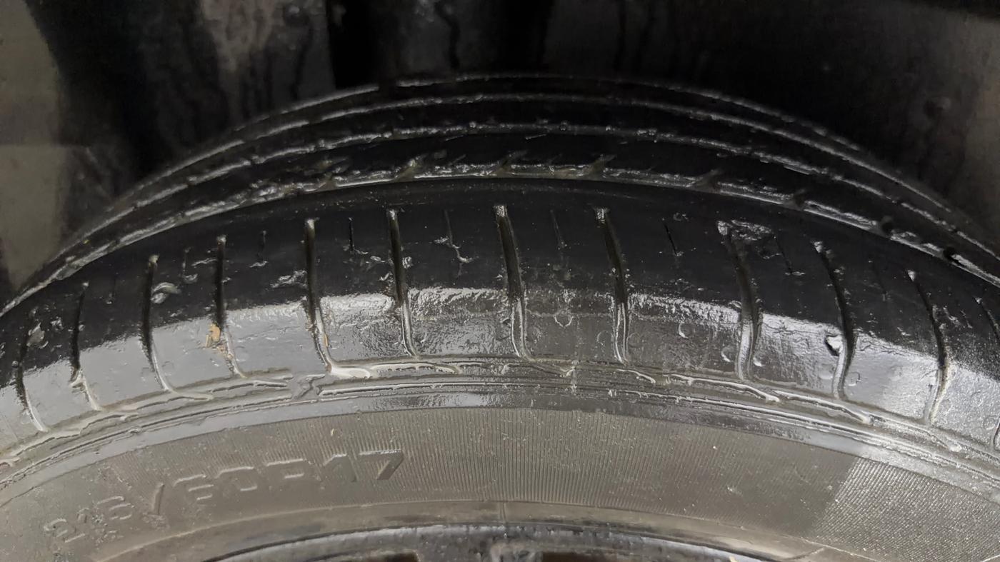 2020 MG HECTOR SHARP 1.5 DCT PETROL, Petrol, Automatic, 43,609 km, Right Rear Tyre Tread